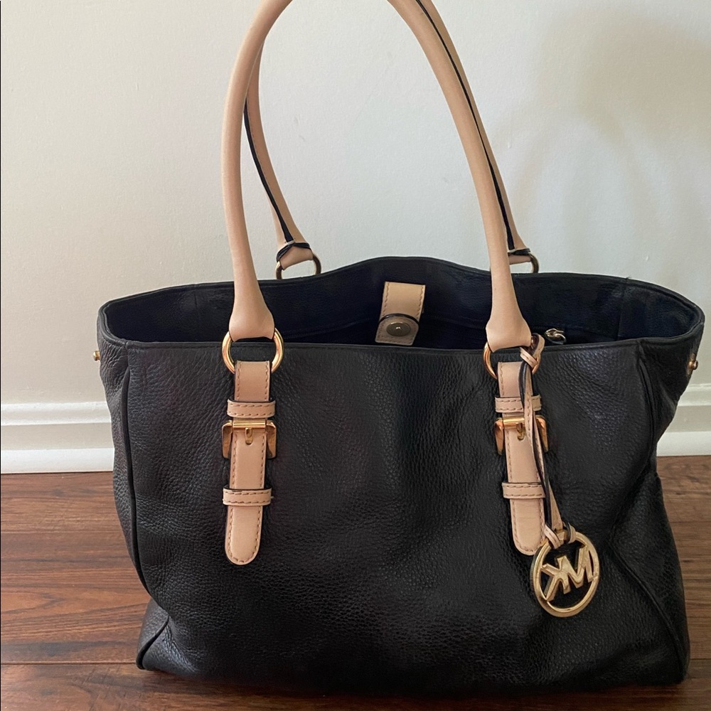 Black Leather Michael Kors Bag